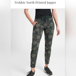 Athleta Trekkie North Printed Jogger (22) (NWOT)